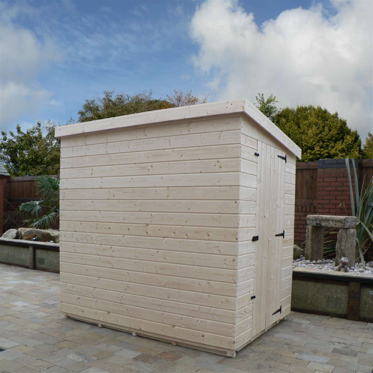 Timber-shed-no-windows